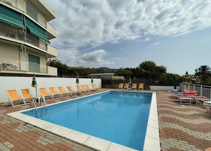 Moresco * Pietra Ligure